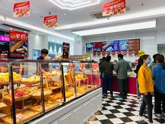面包甜点陈列柜-味多美(江桥万达店)