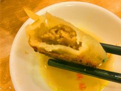 -小姜锅贴(凤凰街店)