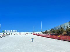 -华彬猛犸滑雪场