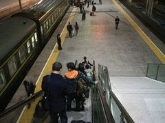 站台-合肥火车站(地铁站)