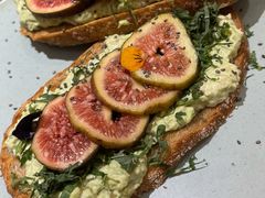 无花果手撕鸡肉tapas-Toris(LuOne凯德晶萃广场店)