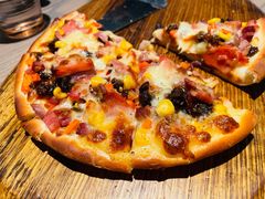 全家福披萨-德斯堡德国餐吧(锦华万达店)