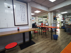 大堂-草桥清真牛肉锅贴扁食店