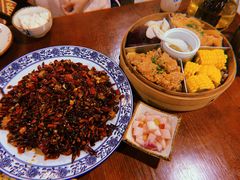 -黄桷树曹家私房菜(江与城店)