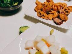 -洪氏嗨捞·猪肚鸡火锅(阳光天地店)