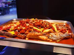 -鸣记脆皮烤鱼·海鲜烤鱼(三八广场店)