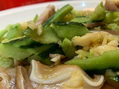 -鲁南仔·滕州炒鸡(经三路店)