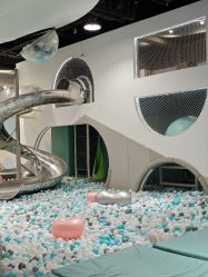 -MINI MARS KIDS CLUB亲子家庭中心(长宁天山店)