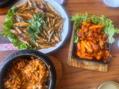 -百年石锅饭·朝鲜族传统民餐