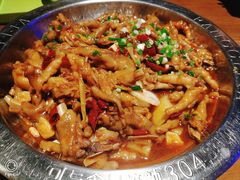 鸡爪煲-胖哥俩肉蟹煲(悦荟广场店)