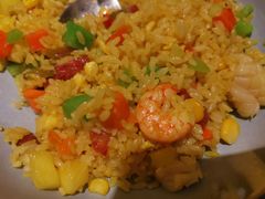 经典菠萝炒饭-米纸越南小馆(金鹰世界店)