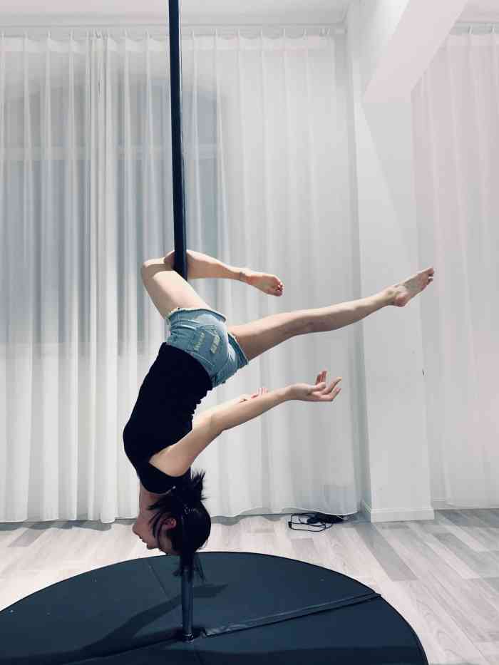 木兰空中舞蹈钢管舞-"【课程】体验课比起去健身房更想学跳舞.