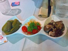 俄式腌菜拼盘-老井俄式餐厅