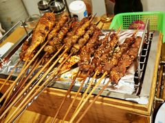 -烤满分·东北烧烤(首经贸店)