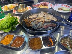 -哈哈碳都·牛肋条无限自助烤肉(台江万达店)