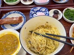 -百年老字号·观振兴蟹黄面·三虾面·苏式面(观前街富仁坊巷店)