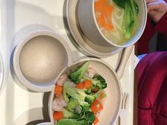 -云海肴·汽锅鸡·云南菜(天山百盛优客店)