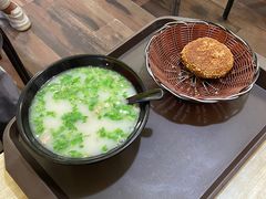 -万红路羊汤烧饼店(将台路店)