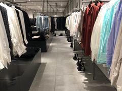 -URBAN REVIVO(欢乐海岸购物中心店)