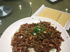 -赶海部落海鲜城(海阳路店)