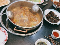 -乳仔牛牦牛汤锅 烤羊排(松潘古城店)