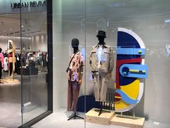 -URBAN REVIVO(七宝领展广场店)