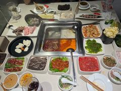 -海底捞火锅鲜切牛肉主题店(长寿路店)