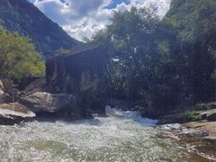 -雅鲁激流探险漂流