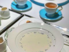 -燕庭·纯燕窝·甜品下午茶(南京西路店)