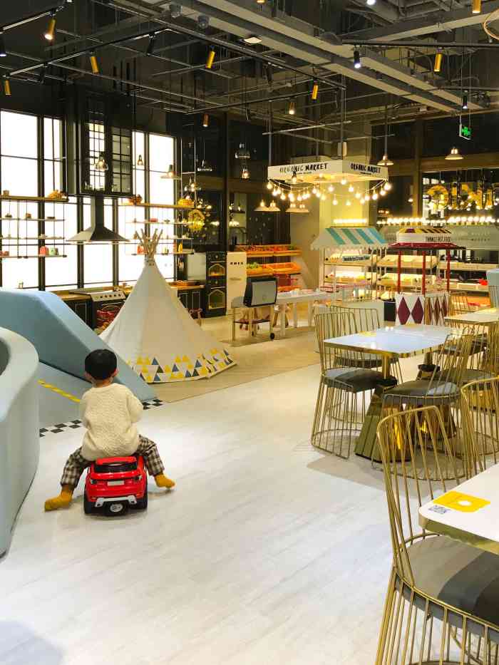 twinkle耀童亲子餐厅(联洋店)