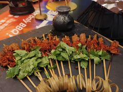 -何师烧烤Pro ·小龙虾·江湖川菜·精酿啤酒(太古里店)