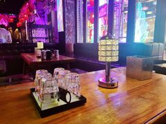 -喜鹊音乐酒馆(西街店)