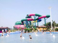 -泸州欢乐派海滩公园
