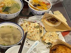 -长人馄饨铺(解放街店)