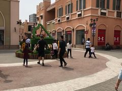 -UNDER ARMOUR(新燕莎奥莱店)