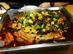 香辣烤清江鱼-闻溪有渔·活鱼现烤才好吃(太仓万达店)