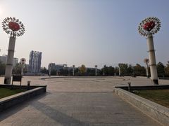 -滨河世纪广场公园