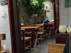 大堂-万记麻辣烫国展总店