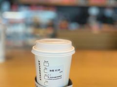 -星巴克(广州南站A18检票口楼上)