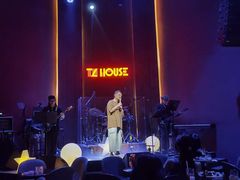 -TZ House音乐现场(来福士中心店)