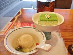 -李犟大爆鳝面·手工蟹黄包(湖滨西湖店)