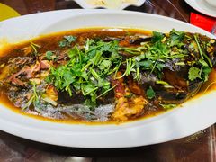 大铁熬鱼-那家老院子东北菜·饺子·小鸡炖蘑菇(艳华街店)