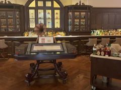 -LONG BAR 廊吧(外滩华尔道夫酒店)