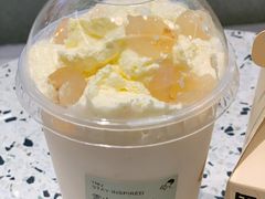 雪山思乡龙眼-喜茶(青岛金狮广场店)
