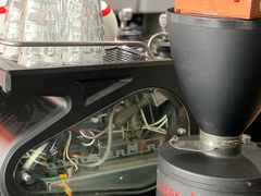 -UNI UNI(环亚凯瑟琳店)