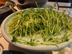 -左庭右院鲜牛肉火锅(金山万达店)