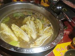 -谭鸭血老火锅(远大购物广场店)