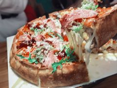 -Dragon Pizza•圆脸龙披萨·牛排餐厅