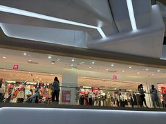 -优衣库(上海虹口龙之梦店)