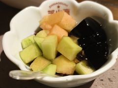 -芝小官毛肚火锅海鲜自助(苏州吴江区万宝店)